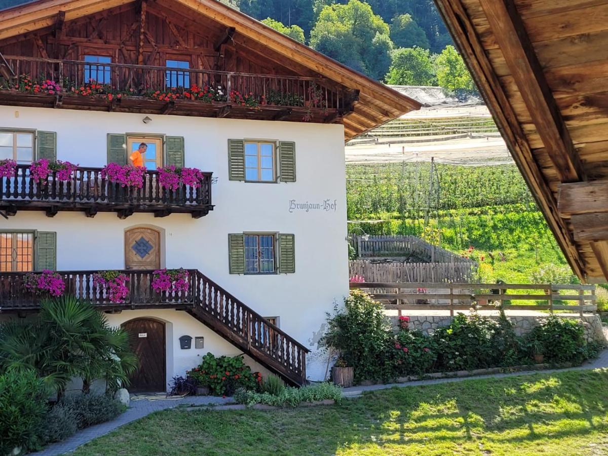 Ferienwohnung Brunjaunhof Шена Екстер'єр фото