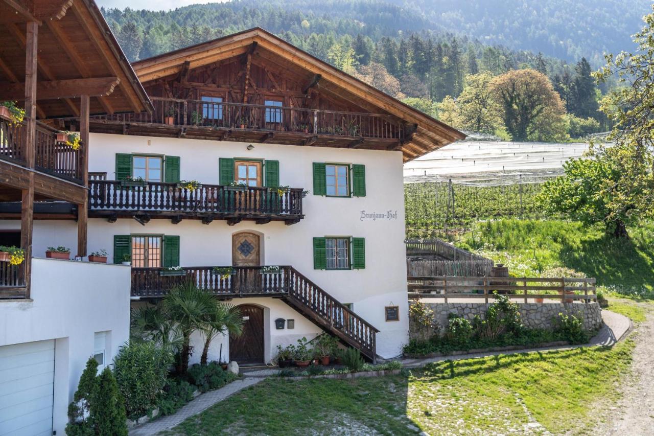 Ferienwohnung Brunjaunhof Шена Екстер'єр фото