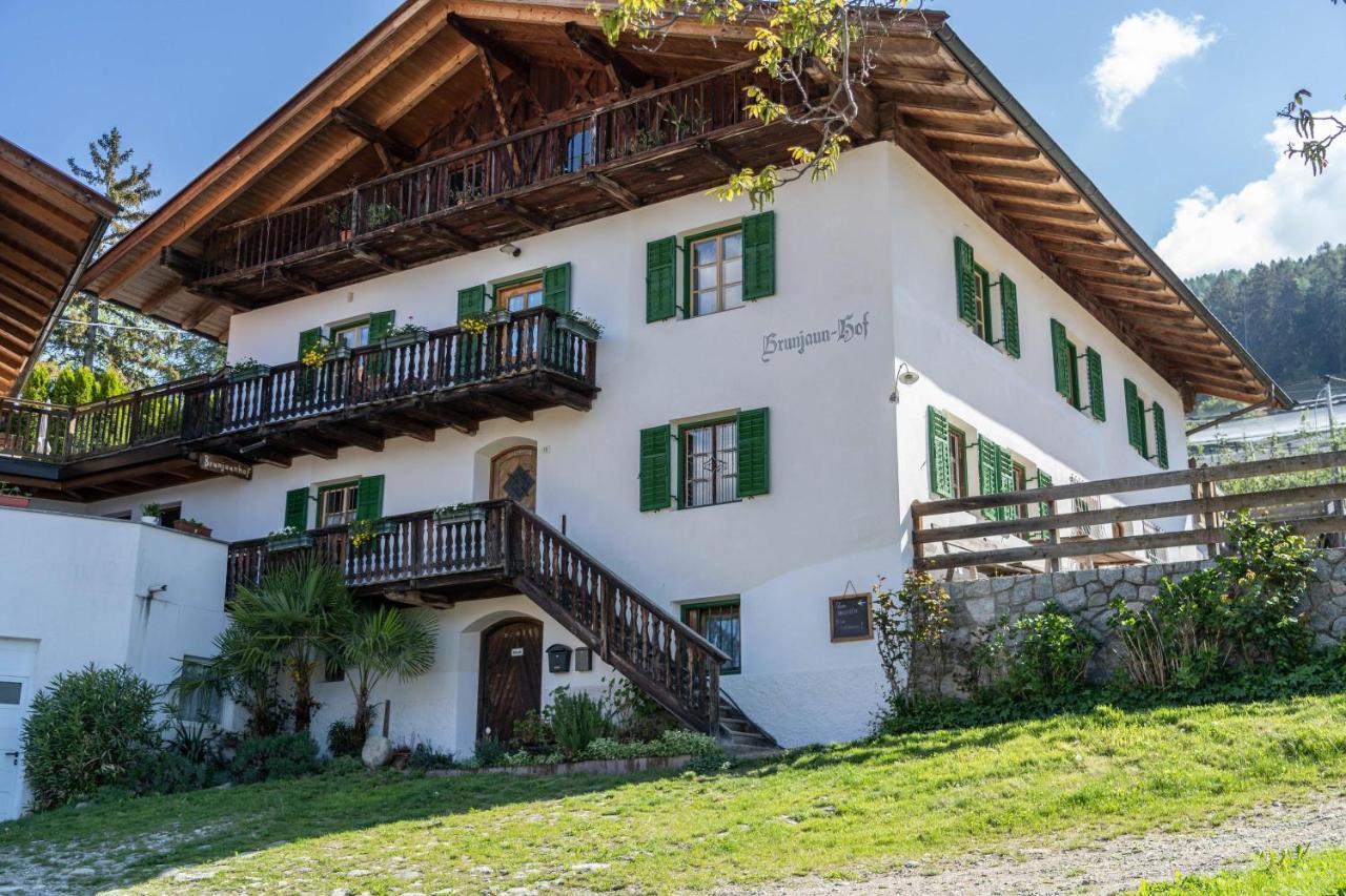 Ferienwohnung Brunjaunhof Шена Екстер'єр фото